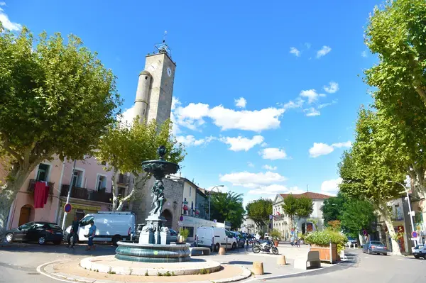 Carport Solaire 34 Installateur carport solaire Saint-Paul-et-Valmalle
