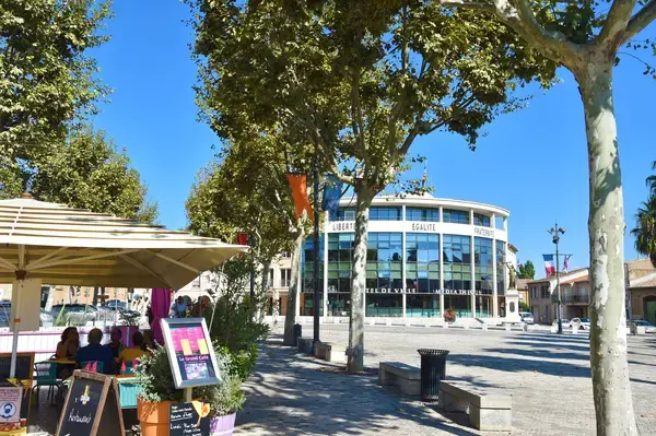 Carport Solaire 34 Installateur carport solaire Villeneuve-lès-Béziers